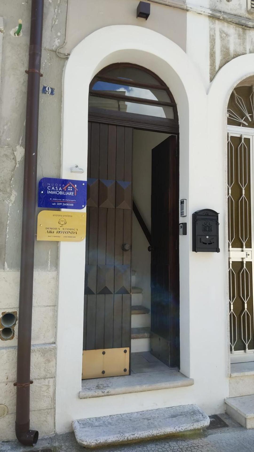 Dimora Storica Alla Rotonda Mottola Exterior foto